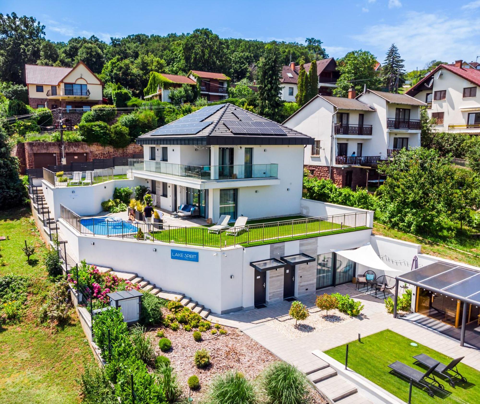 Lake Spirit Boutique Apartments Балатональмаді Екстер'єр фото
